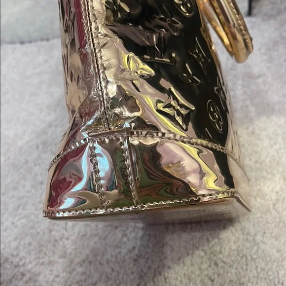 Louis Vuitton Gold Shoulder Bag with Iconic Monogram
